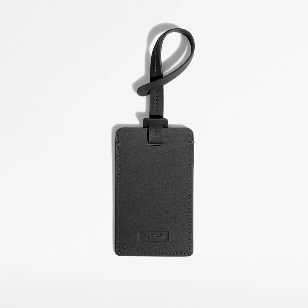 NWT! Away Luggage Tag Recycled Leather in Jet Black